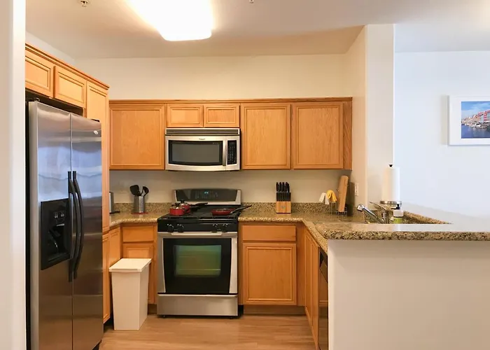 Perfect Apt Near Ucla W Parking Gym Pool Wifi In Westwood B3